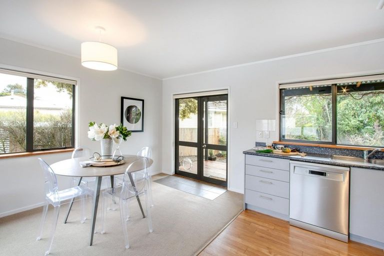 Photo of property in 908a Victoria Street, Parkvale, Hastings, 4122