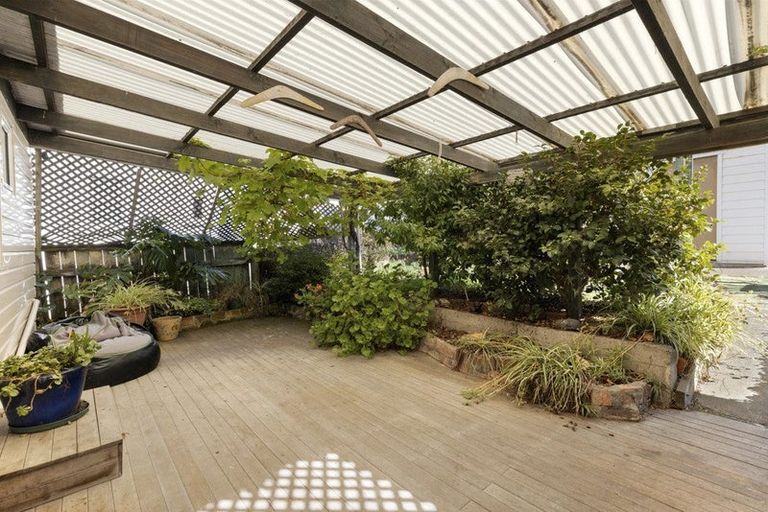 Photo of property in 52 Freyberg Street, Lyall Bay, Wellington, 6022