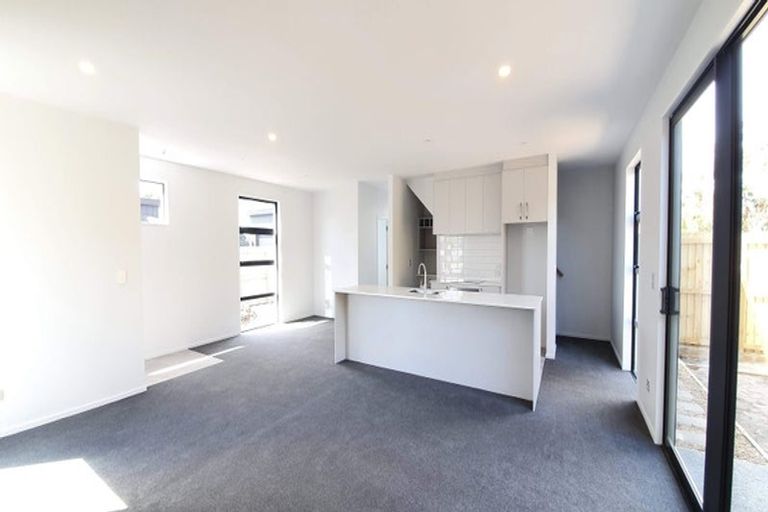 Photo of property in 2/70 Grants Road, Papanui, Christchurch, 8053