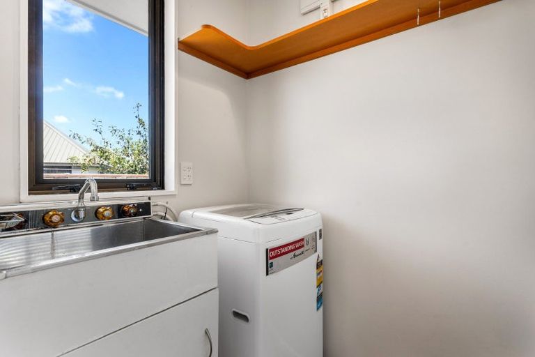 Photo of property in 9 Bankview Place, Amberley, 7410