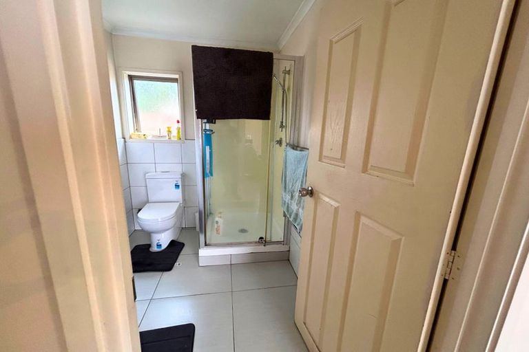 Photo of property in 406 Bucklands Beach Road, Bucklands Beach, Auckland, 2012