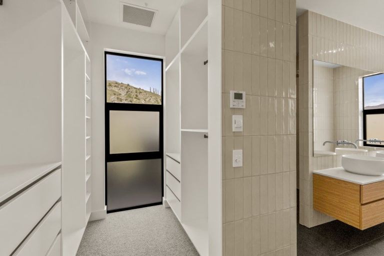 Photo of property in Kawarau Heights, 75 Kawarau Heights Boulevard, Lake Hayes, Queenstown, 9304