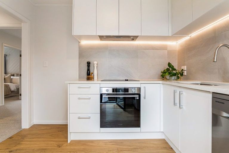 Photo of property in 1/452 Hibiscus Coast Highway, Orewa, 0931