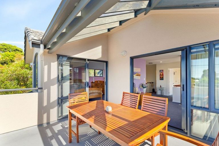 Photo of property in 20a Auld Street, Torbay, Auckland, 0630