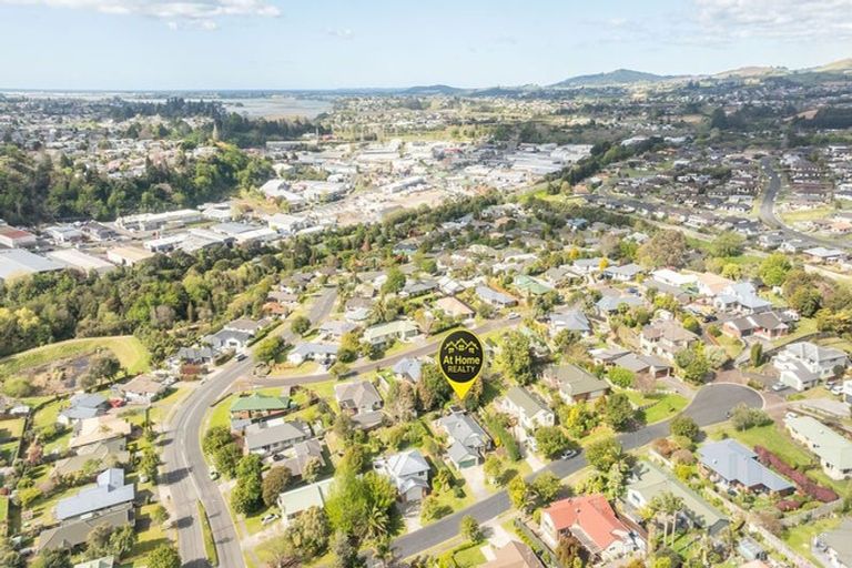 Photo of property in 9 Tupare Heights, Pyes Pa, Tauranga, 3112