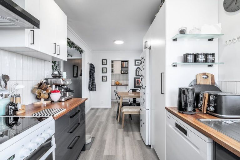 Photo of property in 1 Moray Crescent, Grasmere, Invercargill, 9810