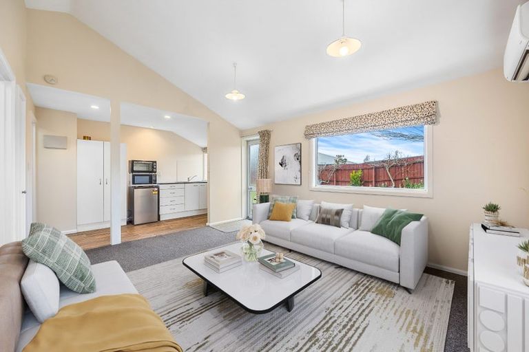 Photo of property in 239a Lake Terrace Road, Shirley, Christchurch, 8061