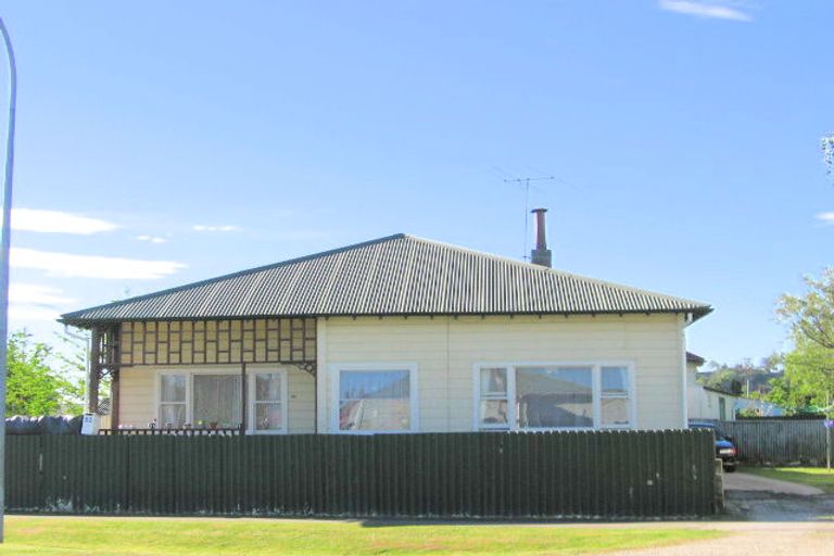 Photo of property in 52 Stafford Street, Whataupoko, Gisborne, 4010