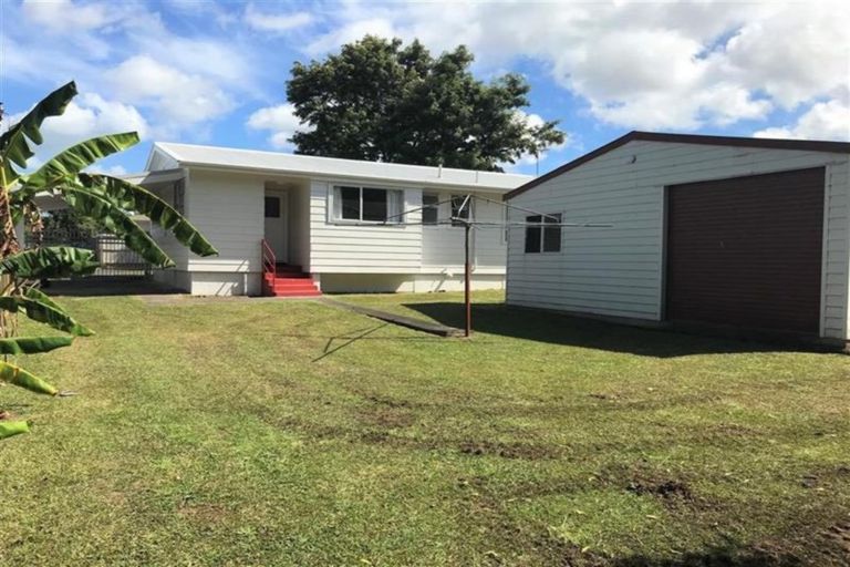 Photo of property in 14 Court Town Close, Mangere, Auckland, 2022