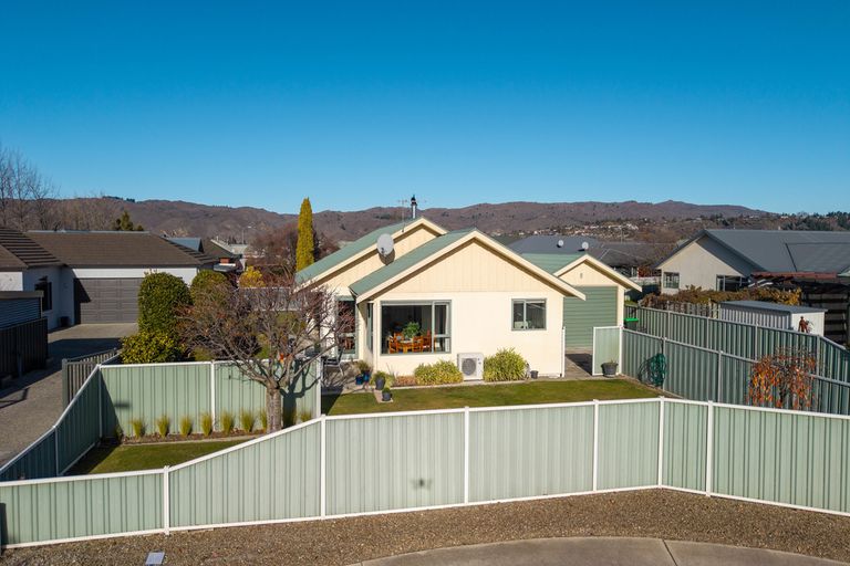 Photo of property in 4 Spruce Close, Alexandra, 9320