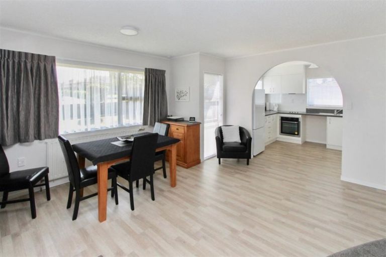 Photo of property in 10a Robertson Street, Glenholme, Rotorua, 3010