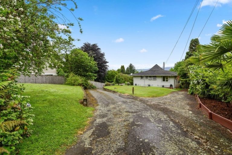 Photo of property in 63 Mountain Road, Western Heights, Rotorua, 3015