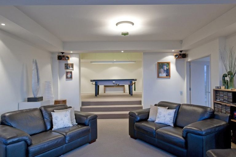 Photo of property in 22 Iles Lane, Cashmere, Christchurch, 8022