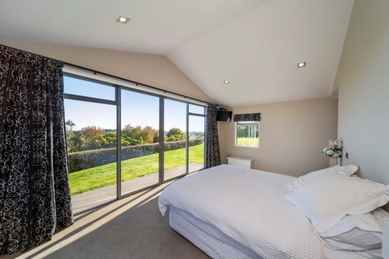 Photo of property in 396 Upland Road, Tarurutangi, New Plymouth, 4372