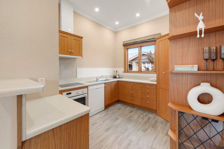 Photo of property in 1 Milton Street, Gore, 9710