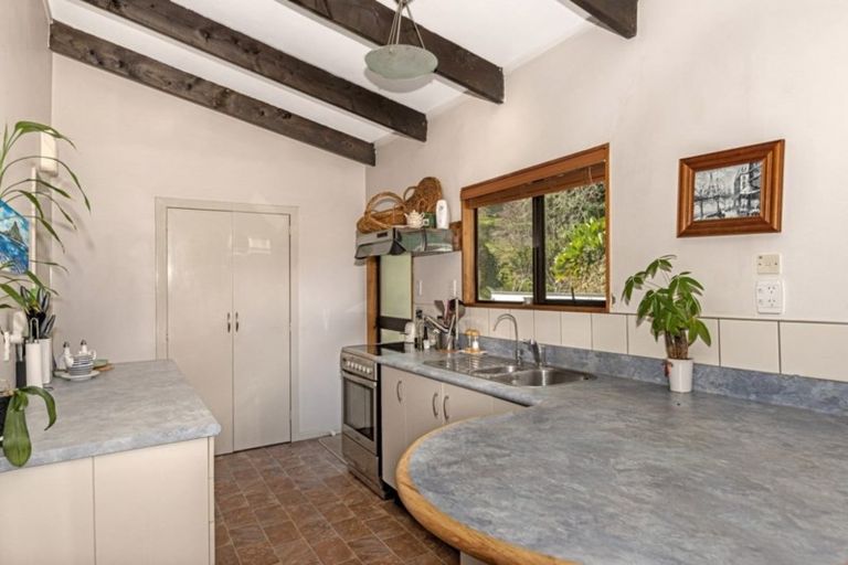 Photo of property in 56 Sunvale Crescent, Whataupoko, Gisborne, 4010