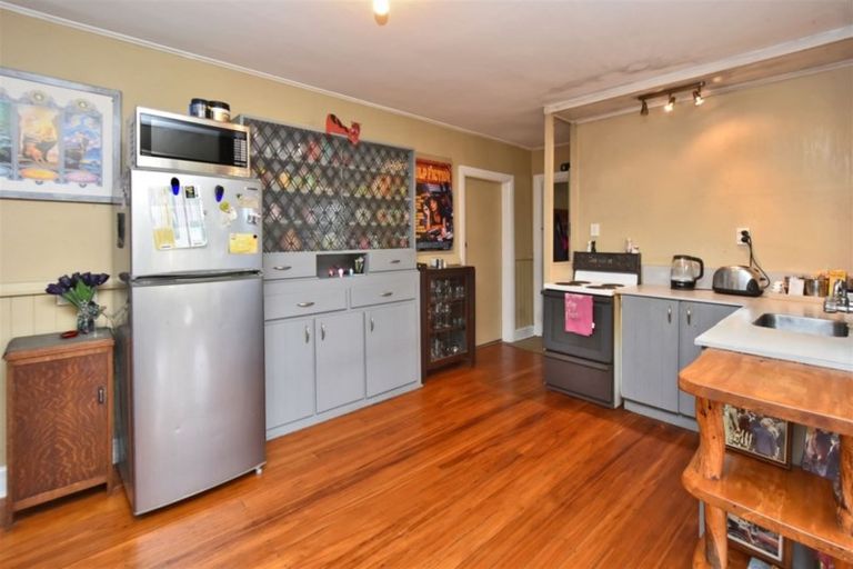 Photo of property in 123 Bowhill Road, New Brighton, Christchurch, 8083