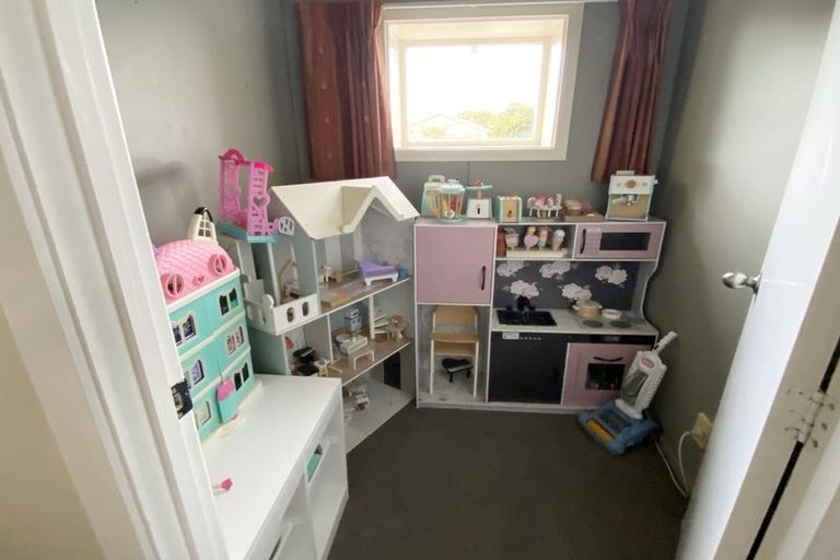 Photo of property in 19 Knowles Street, Terrace End, Palmerston North, 4410