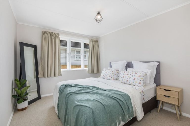 Photo of property in 7 Waiuta Street, Titahi Bay, Porirua, 5022