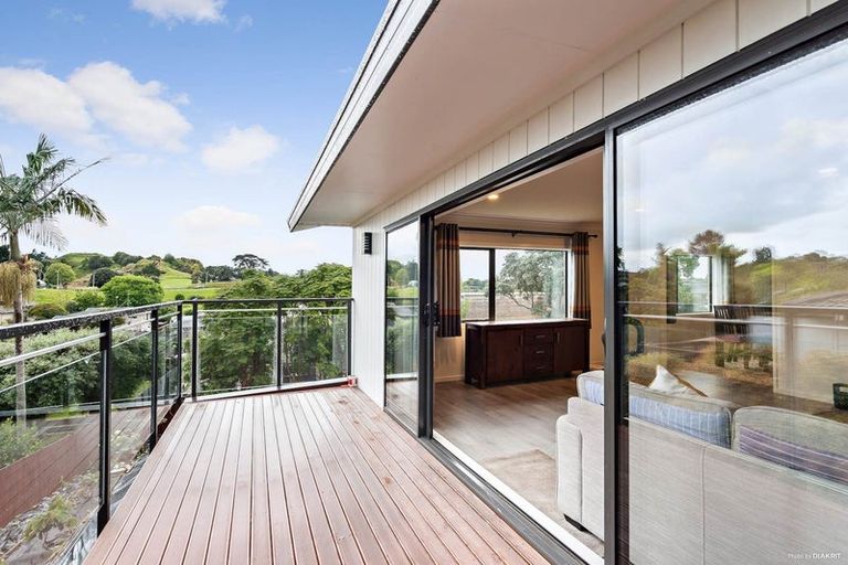 Photo of property in 19 Anna Watson Road, Half Moon Bay, Auckland, 2012