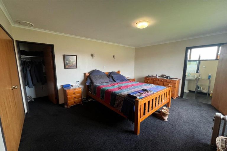 Photo of property in 133 Fitzherbert Avenue, Tawhero, Whanganui, 4501