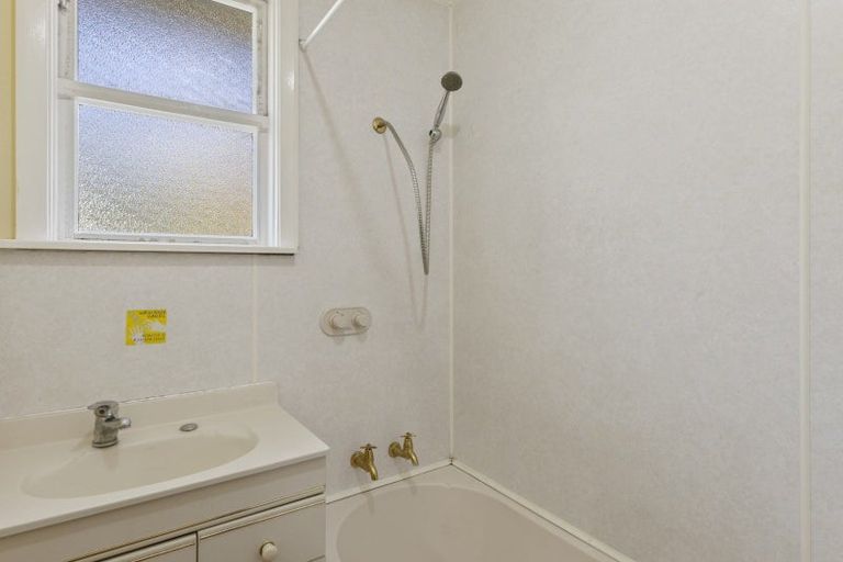 Photo of property in 14 Panmure Avenue, Calton Hill, Dunedin, 9012