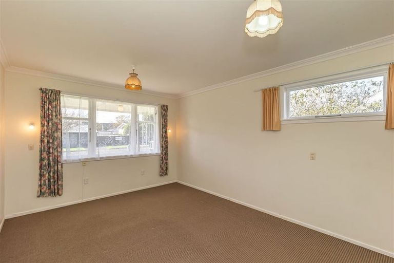 Photo of property in 3 Ballance Street, Levin, 5510