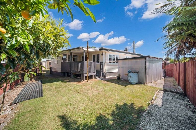 Photo of property in 1/48 Willis Road, Papakura, 2110