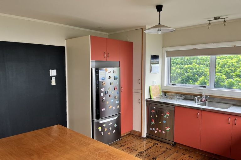 Photo of property in 12 Titiro Moana Road, Korokoro, Lower Hutt, 5012