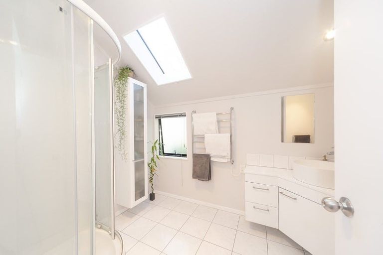 Photo of property in 84a Strathmore Avenue, Strathmore Park, Wellington, 6022