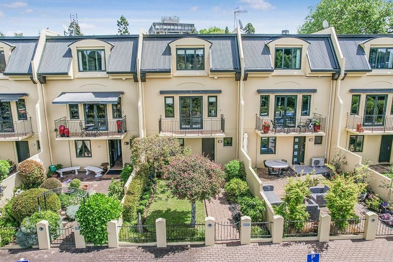 Photo of property in 7/114 Grantham Street, Hamilton Central, Hamilton, 3204