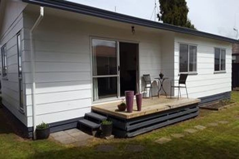 Photo of property in 20b Kentucky Crescent, Nawton, Hamilton, 3200