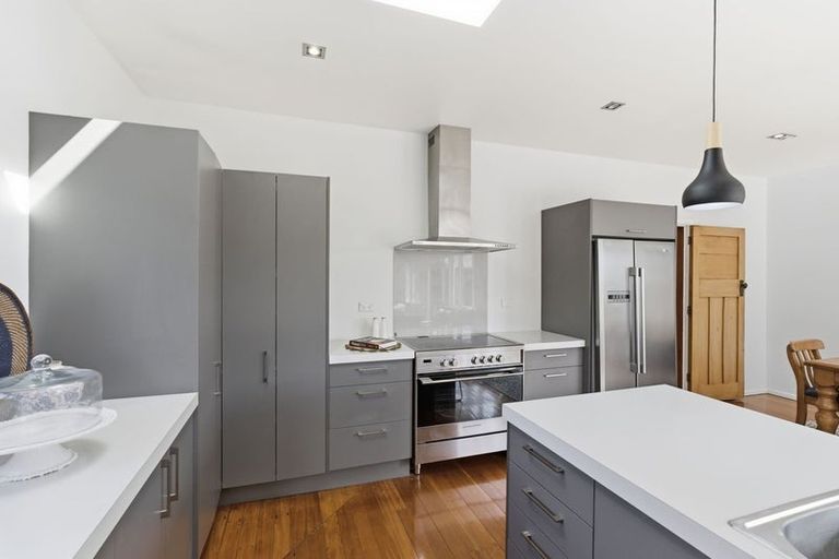 Photo of property in 1/68 Searells Road, Strowan, Christchurch, 8052