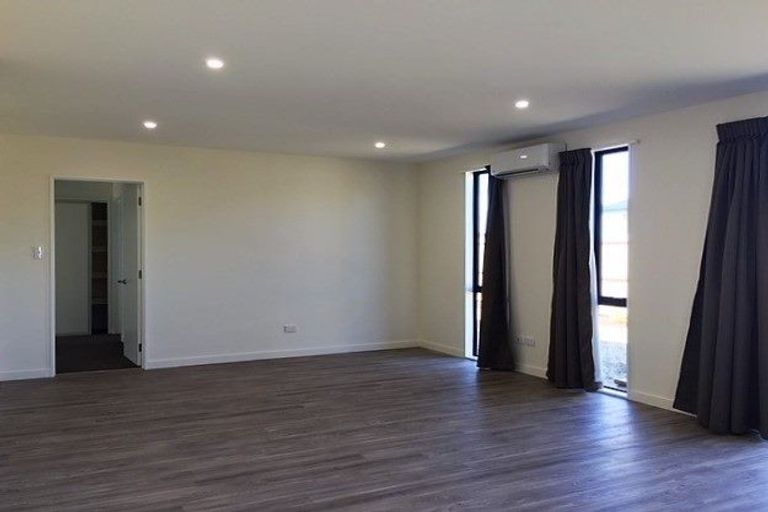 Photo of property in 27 Sharman Place, Wigram, Christchurch, 8042