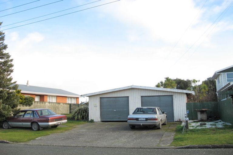 Photo of property in 34 John Street, Otatara, Invercargill, 9879