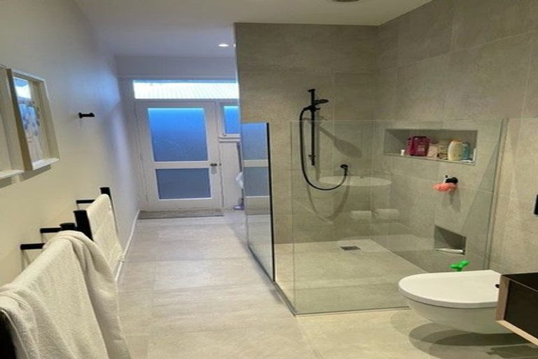 Photo of property in 1/49 Lake View Road, Takapuna, Auckland, 0622