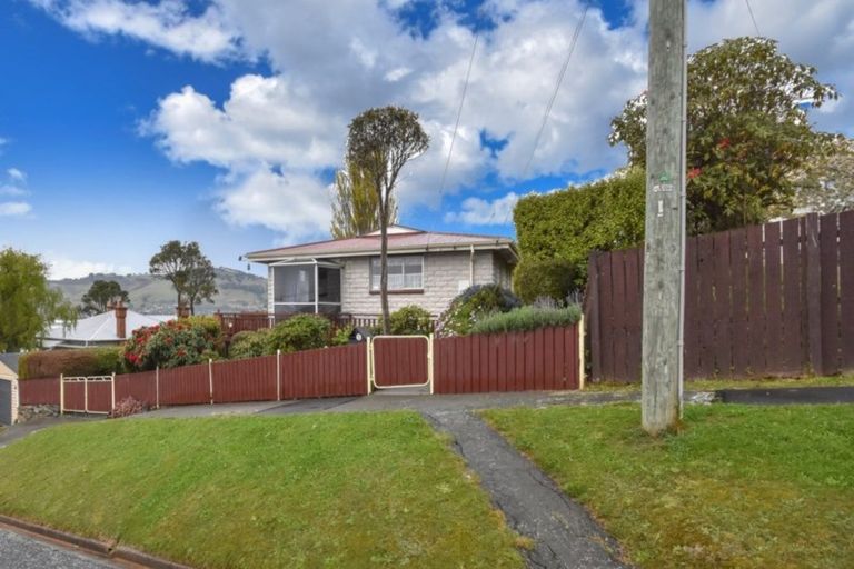 Photo of property in 5 Kiwi Street, Saint Leonards, Dunedin, 9022