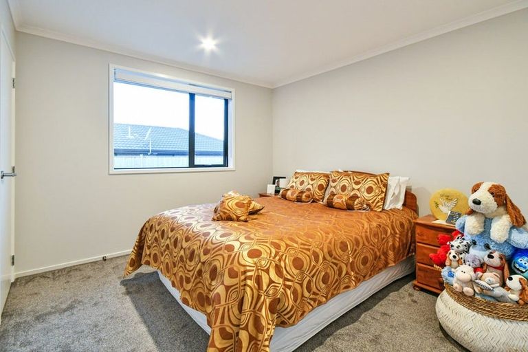 Photo of property in 82 Harriet Johnston Drive, Pokeno, 2402