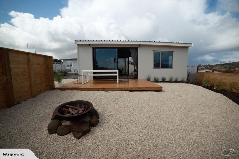 Photo of property in 7a Main Road, Raglan, 3225