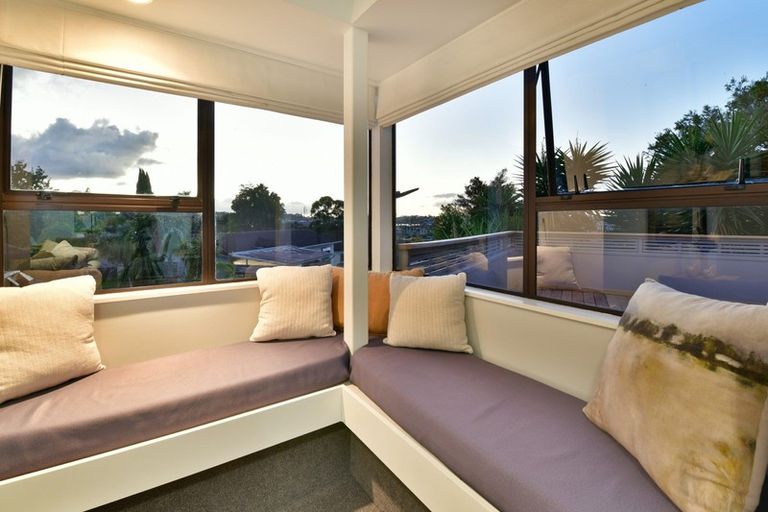 Photo of property in 3b Royalty Rise, Red Beach, 0932