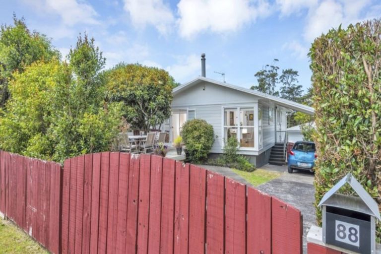 Photo of property in 88 Ennis Avenue, Pakuranga Heights, Auckland, 2010