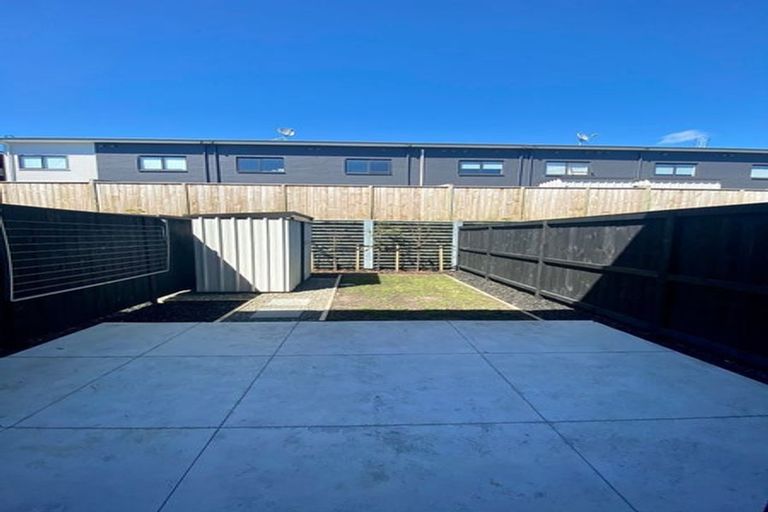 Photo of property in 25a O'meara Street, Swanson, Auckland, 0614