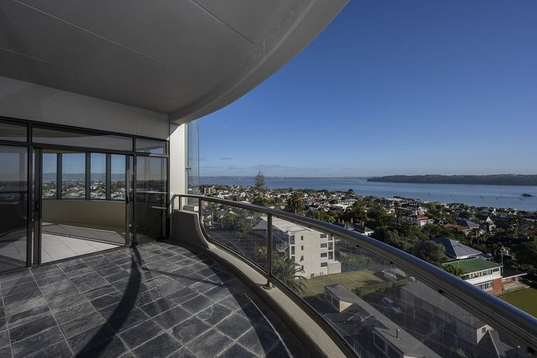 Photo of property in Shangri La Apartments, 7/97 Jervois Road, Herne Bay, Auckland, 1011