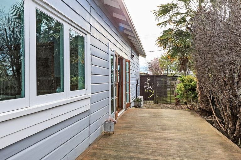 Photo of property in 905 Nelson Street North, Mahora, Hastings, 4120