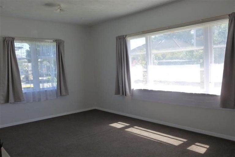 Photo of property in 4 Seton Street, Riccarton, Christchurch, 8011