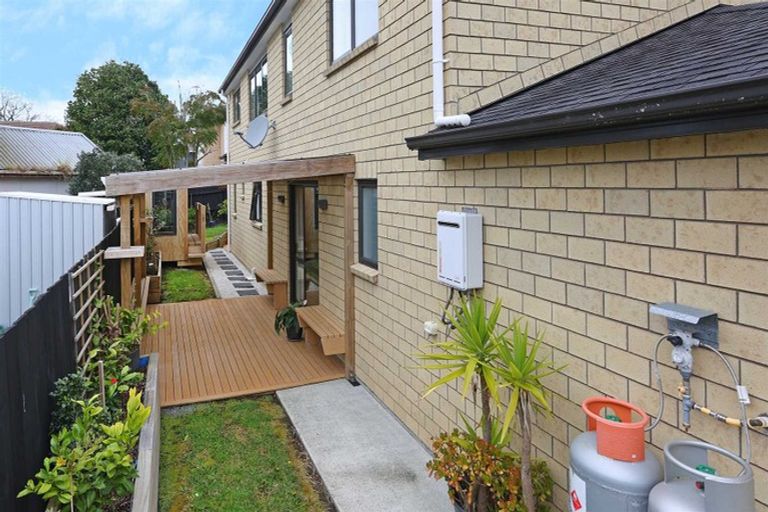 Photo of property in 48a Jillian Drive, Ranui, Auckland, 0612