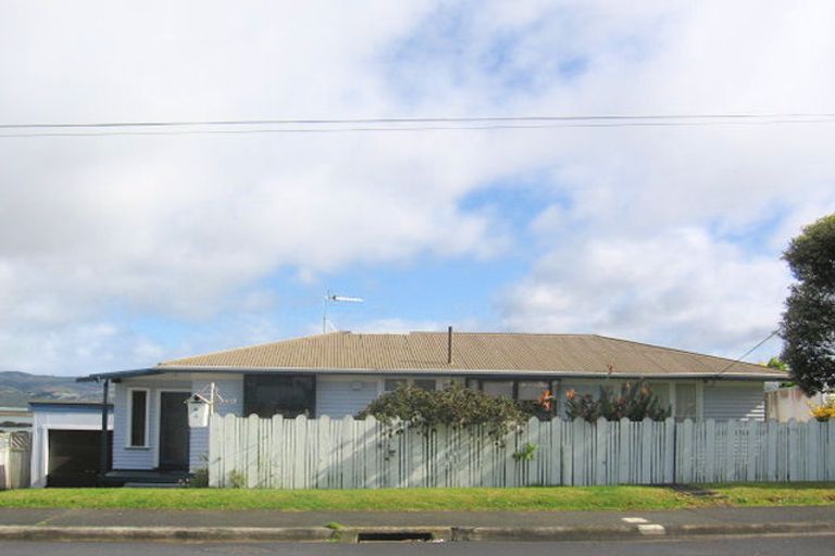 Photo of property in 20 Raumati Crescent, Onerahi, Whangarei, 0110