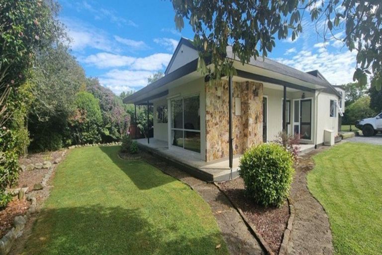 Photo of property in 279 Kimberley Road, Levin, 5571