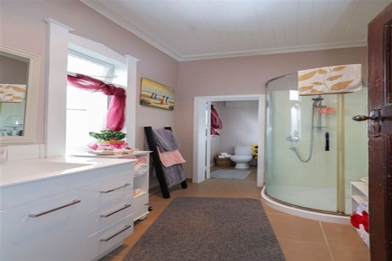 Photo of property in 16 Hakanoa Street, Huntly, 3700