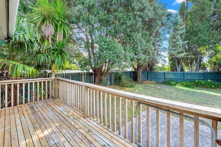 Photo of property in 398 West Coast Road, Glen Eden, Auckland, 0602